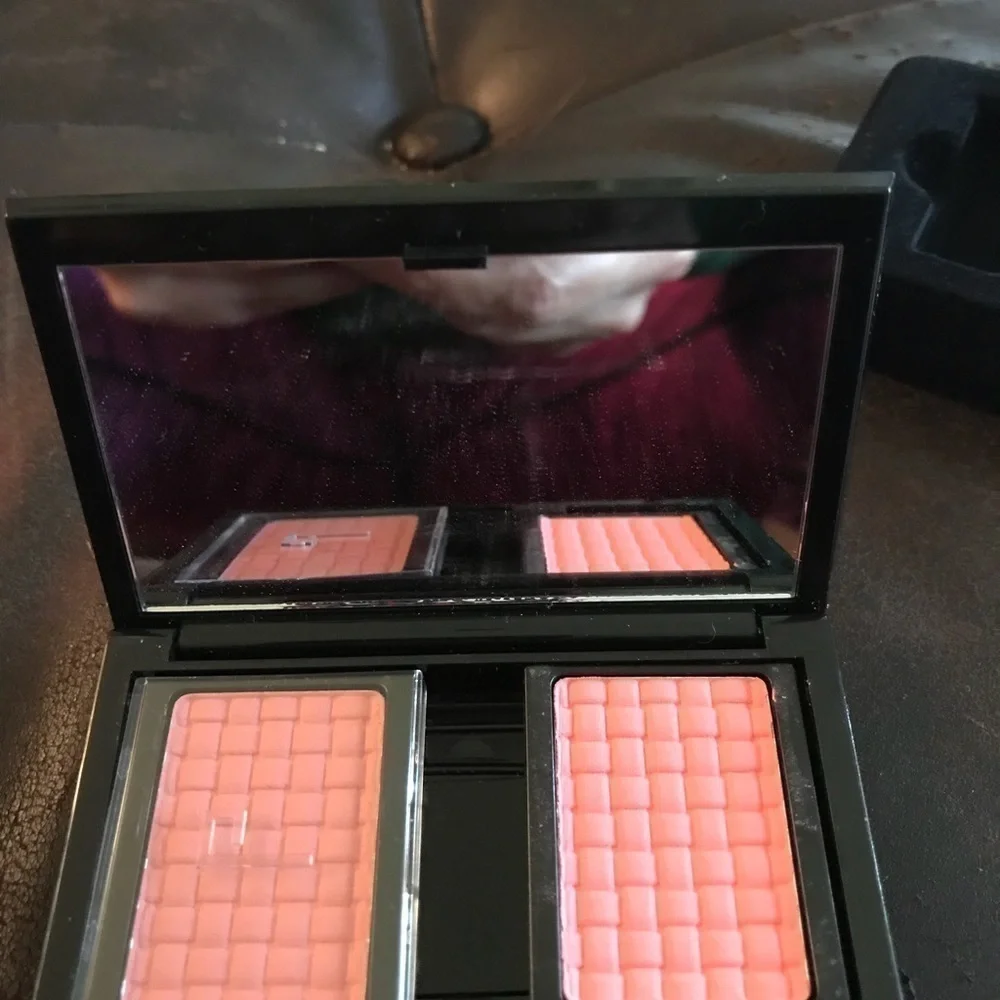 Doucce  Freematic blush